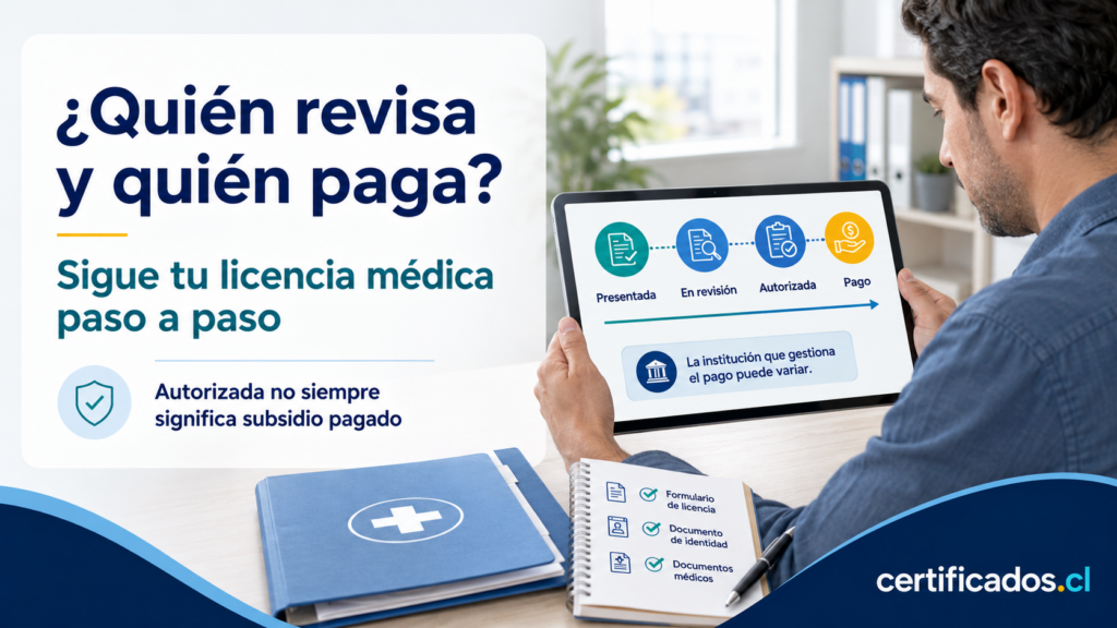 Persona revisando el estado, autorización y pago de una licencia médica Fonasa
